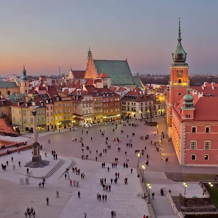 ホステル Downtown ワルシャワ