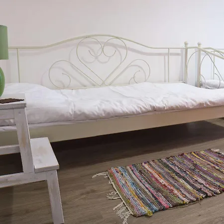 Hostel Downtown Varşova
