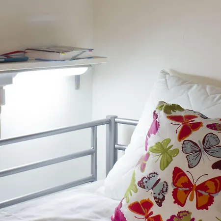 Downtown Hostel *
